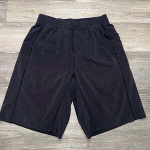 Lululemon men’s shorts size M 11”